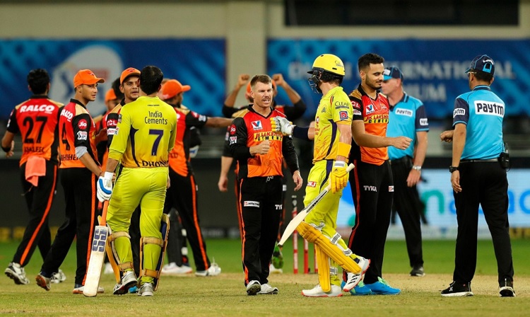 Sunrisers Hyderabad beat Chennai Super Kings Sunrisers Hyderabad beat Chennai Super Kings