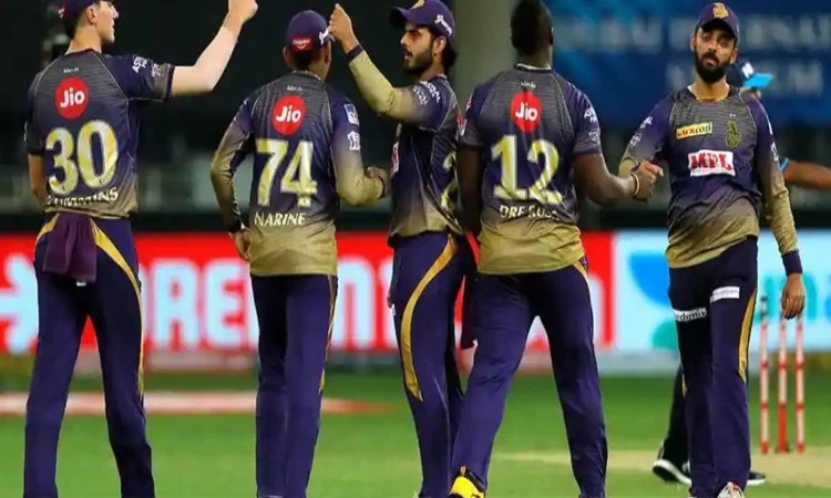 kevin pieterson lashes out on kkr all rounder sunil narine