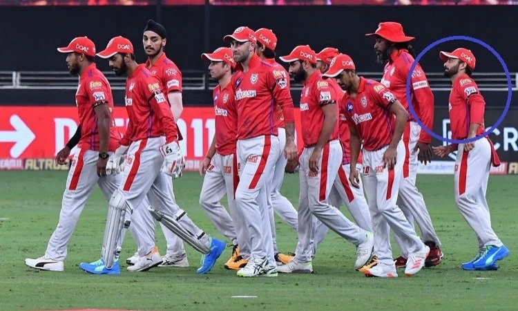 kings xi punjab players gave tribute to mandeep singh father by wearing black bands on arms