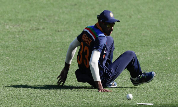 Australia vs India Hardik Pandya is seen bowling in the second ODI against Australia