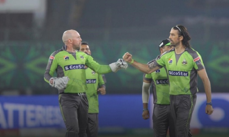 Lahore qalandars beat multan sultans by 25 runs to reach PSL 2020 Final