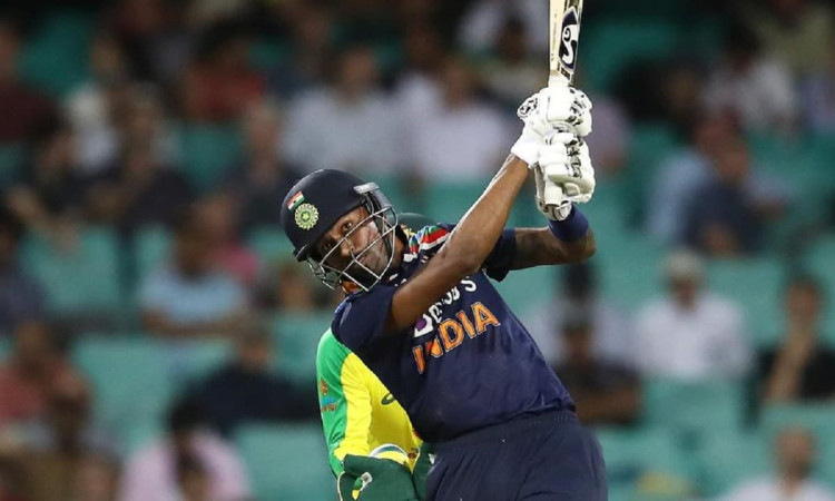 india vs australia 1st odi hardik pandya completes 1000 odi runs in  857 balls