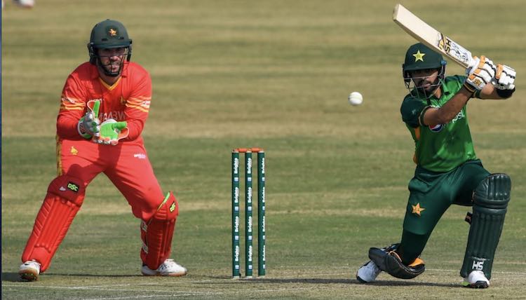 Pakistan v Zimbabwe First T20I पाकिस्तान ने जिम्बाब्वे को 6 विकेट से हराया