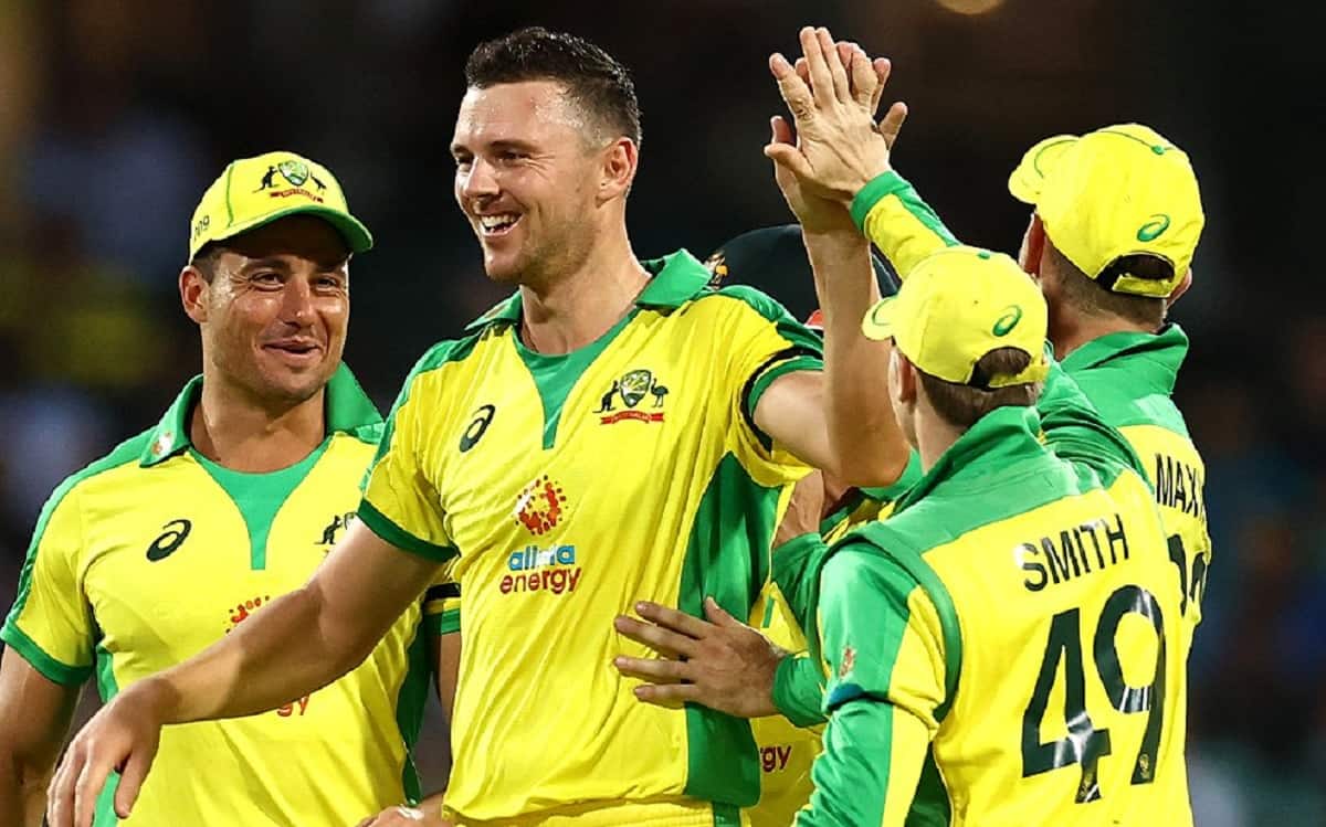Australia beat India by 66 runs in first odi Australia beat India by 66 runs in first odi