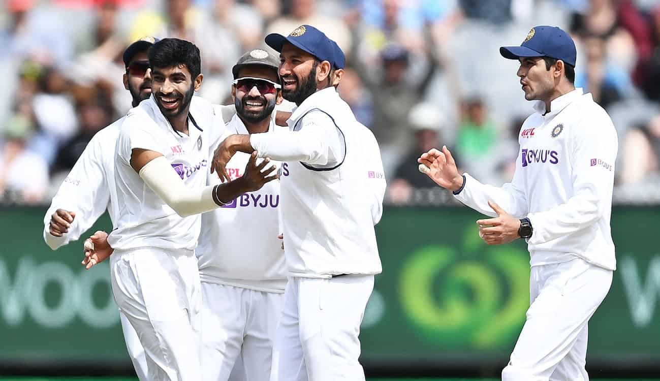 Australia all out for 200, India need 70 runs to win second Australia all out for 200, India need 70 runs to win second