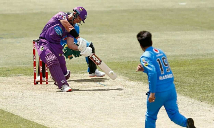  D’Arcy Short shines as Hobart Hurricanes beat Adelaide Strikers by 11 runs