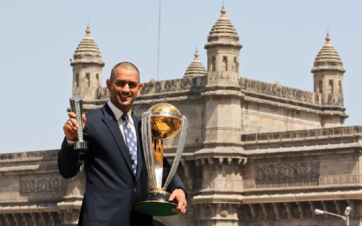 MS Dhoni named captain of ICC Men’s ODI and T20I Teams of the Decade MS Dhoni named captain of ICC Men’s ODI and T20I Teams of the Decade
