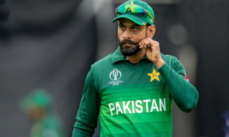Mohammad Hafeez 99 against new zealand is the highest by any batsman in T20Is aged 39 or more