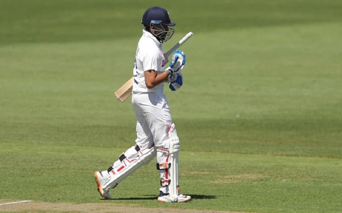 Prithvi Shaw gets the first single digit score of his Test career Prithvi Shaw gets the first single digit score of his Test career