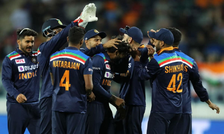  India beat Australia by 13 runs in third odi