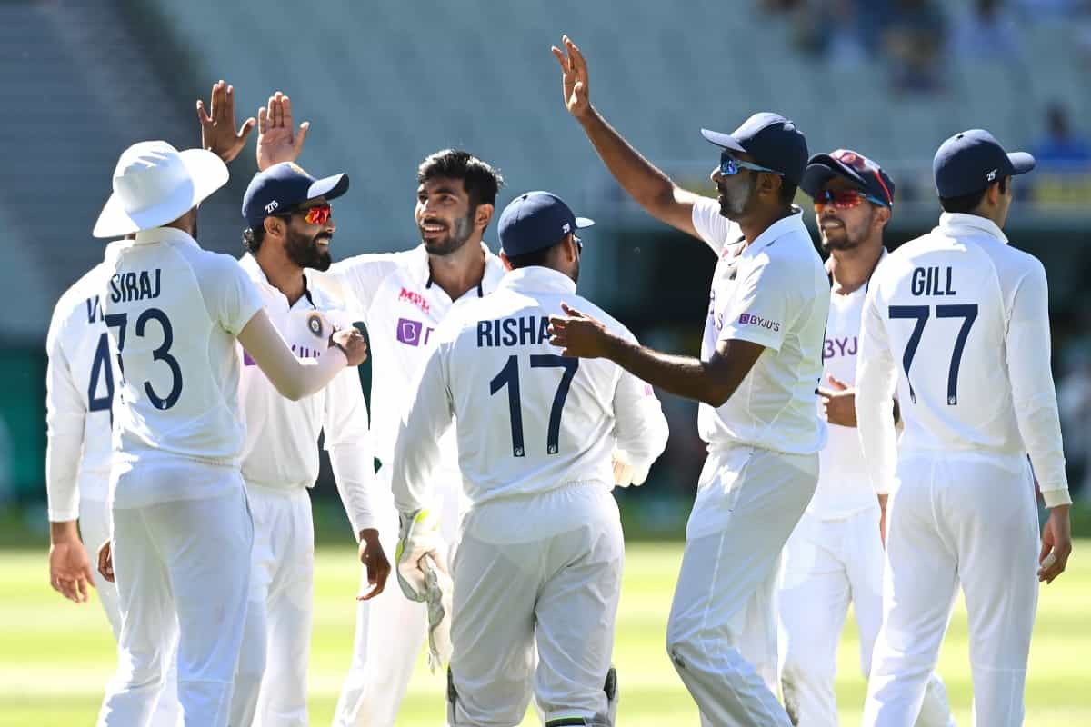 Aus vs Ind, 2nd Test India Bowls Out Australia For 195 On Day 1, Watch