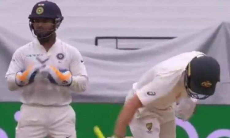 boxing day test rishabh pant knew matthew wade will hit in the air caught in stump mic