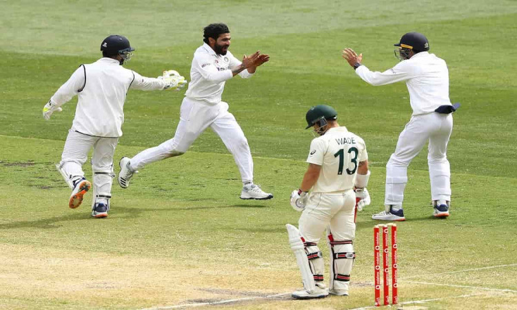 Image of Cricket Matthew Wade Praise Indian Bowling Attack