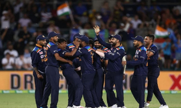 india beat australia by 11 runs in the 1st t20 chahal and natarajan shines