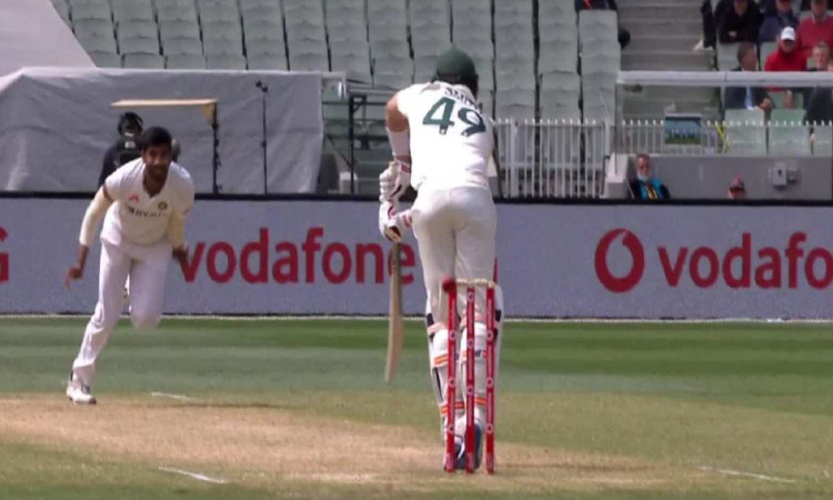 jasprit bumrah bowled hsteve smith around his leg in the boxing day test match video