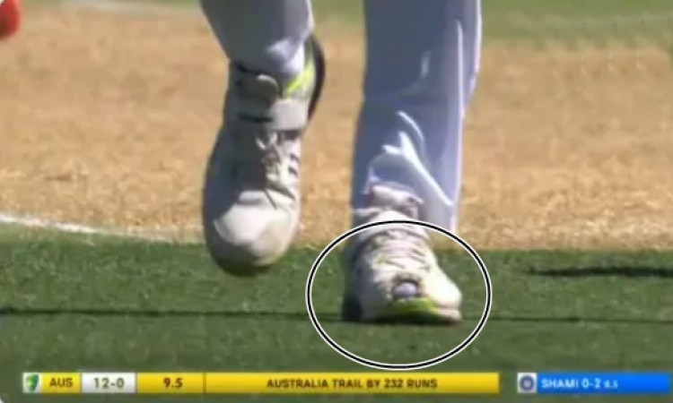 Aus vs Ind shane warne reacts after mohammad shami weared a torn shoes in adelaide test match
