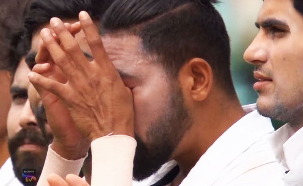 Dad's memory brought tears to my eyes says Indian Pacer Mohammed Siraj Dad's memory brought tears to my eyes says Indian Pacer Mohammed Siraj