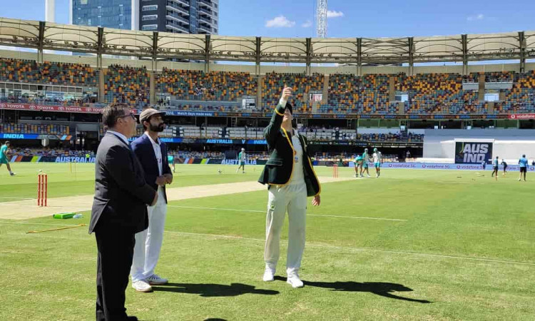 Australia opt to bat T Natarajan, Washington Sundar debut for India