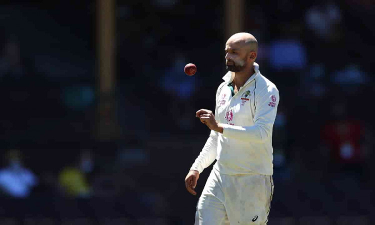  Nathan Lyon becomes just the 13th Australian to play 100 Test matches