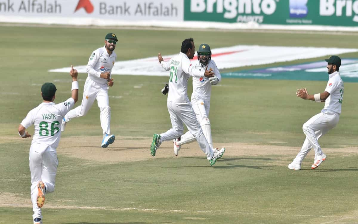 PAK vs SA: Pakistan Spinners Strike After South Africa ...