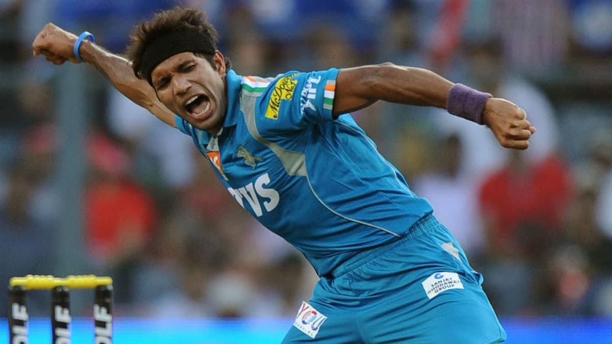 Ashok Dinda retires from all forms of cricket Ashok Dinda retires from all forms of cricket