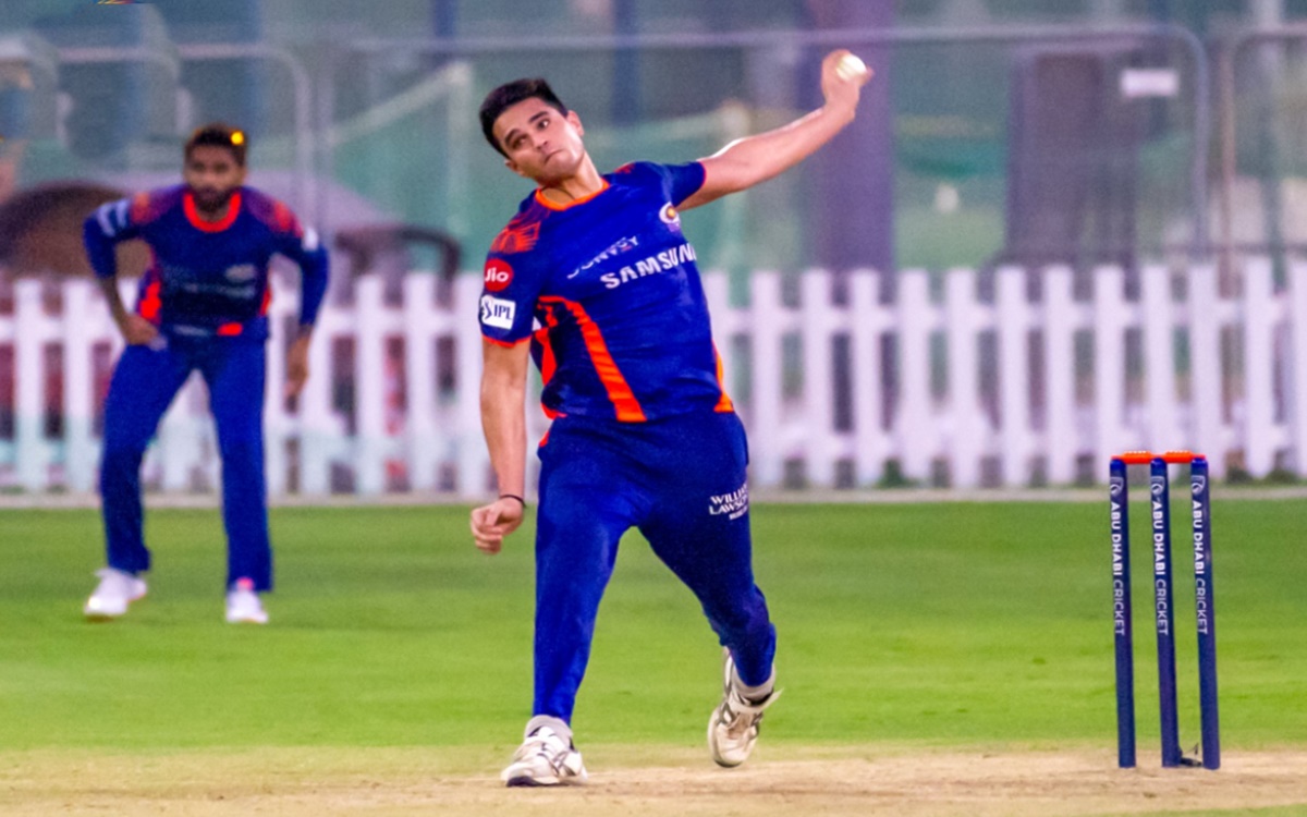 IPL 2021: 'शो स्टॉपर' बना सचिन तेंदुलकर का बेटा अर्जुन, नीलामी के दौरान जहीर खान की छूटी हंसी Cricket Image for Indian Premier League 2021 Player Auctions Arjun Tendulkar Sold To Mi For 20 Lac i