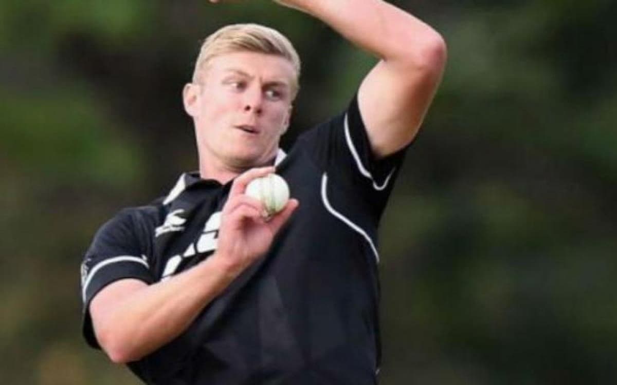 IPL auction: New Zealand fast bowler Jamison's open fortunes, RCB bought player for Rs 15 crore IPL Auction: न्यूजीलैंड के तेज गेंदबाज काइल जैमिसन को RCB ने 15 करोड़ रुपये में खरीदा
