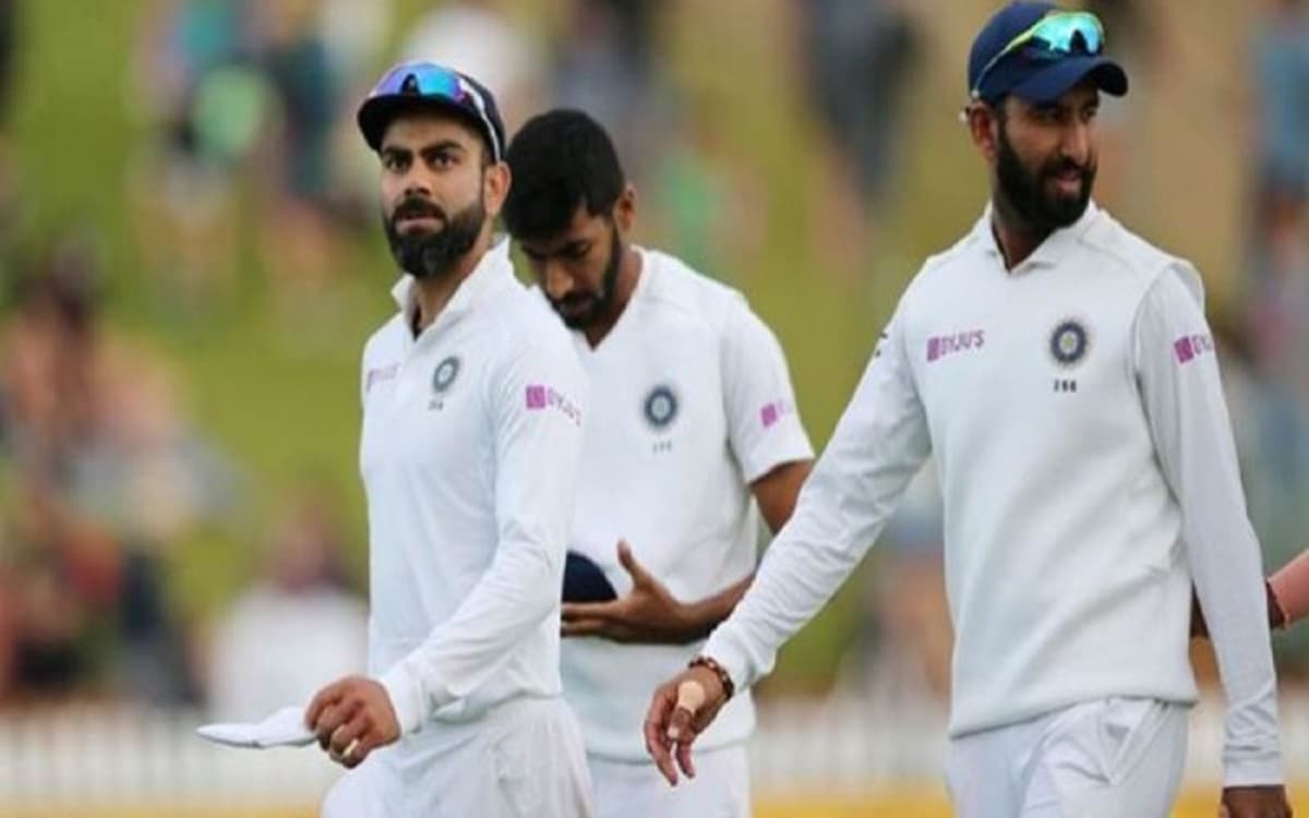 Kohli-Pujara slide down in ICC Test rankings due to defeat against England Kohli-Pujara slide down in ICC Test rankings due to defeat against England