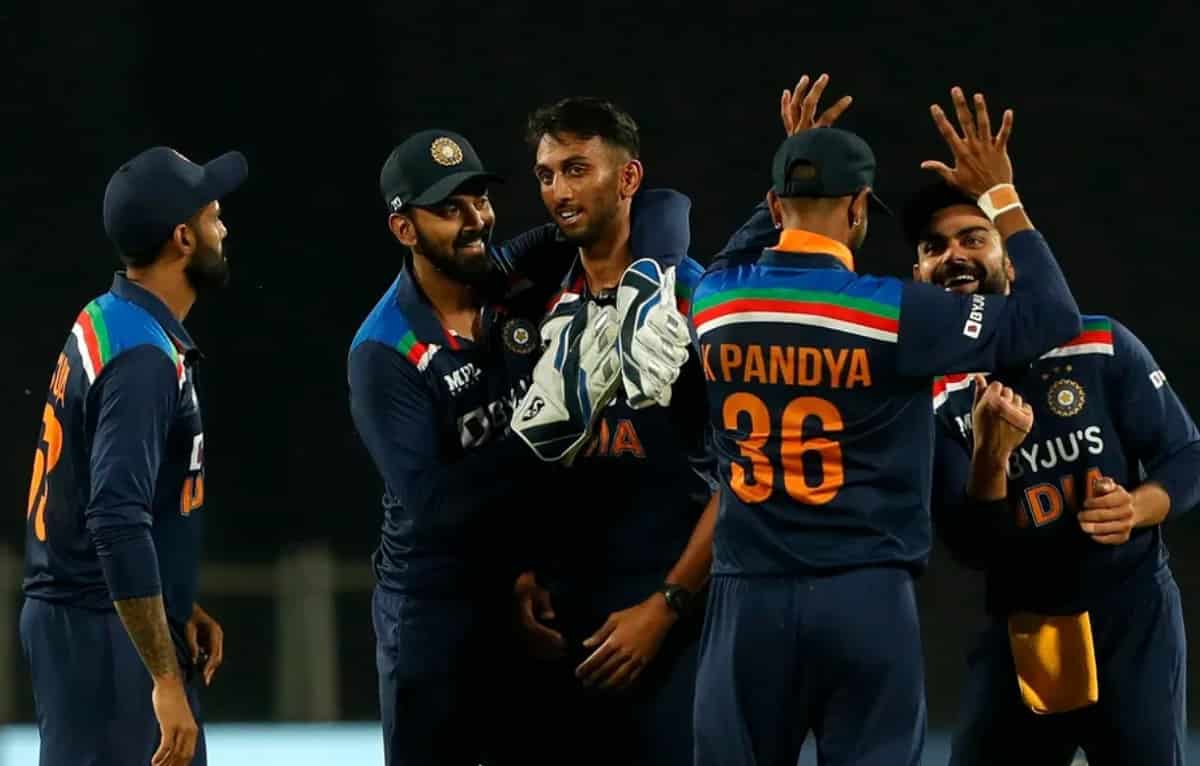 India beat England by 66 runs in first odi India beat England by 66 runs in first odi
