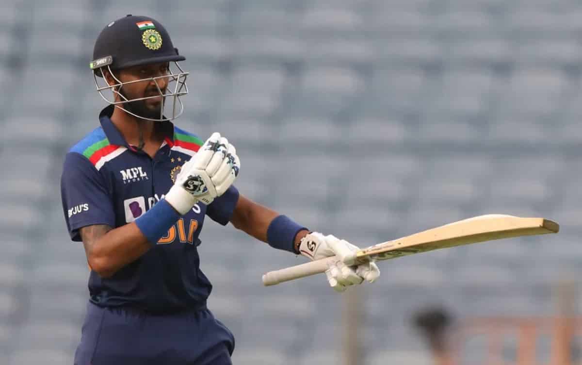 IND vs ENG: क्रुणाल पांड्या ने अपने पहले ही मैच में हासिल किया 'बड़ा रिकॉर्ड', ऐसा करने वाले पहले बल्लेबाज बनें Krunal Pandya achieved 'big record' by Scored fastest fifty in his first match against England
