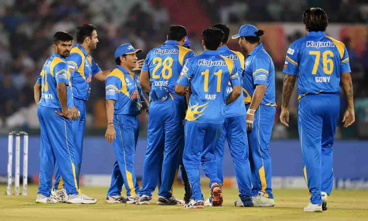 Cricket Image for India And Sri Lanka Face To Face Each Other In Road Safety World Series Final