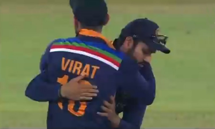 Cricket Image for Virat Kohli Hugs Rohit Sharma 