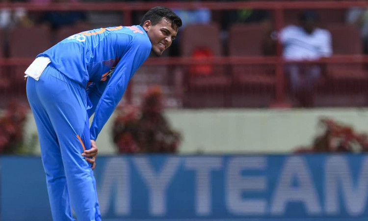 Cricket Image for IND vs ENG: Chahal Replaced By Rahul Chahar, Kishan Injured 