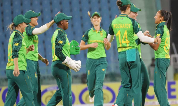 Cricket Image for  Indian Womens Team Helpless In Front Of South Africa Defeated By 6 Wickets