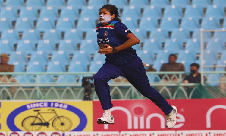 Cricket Image for Jhulan Goswami Shared Feeling Of Getting On The Field After A Long Time