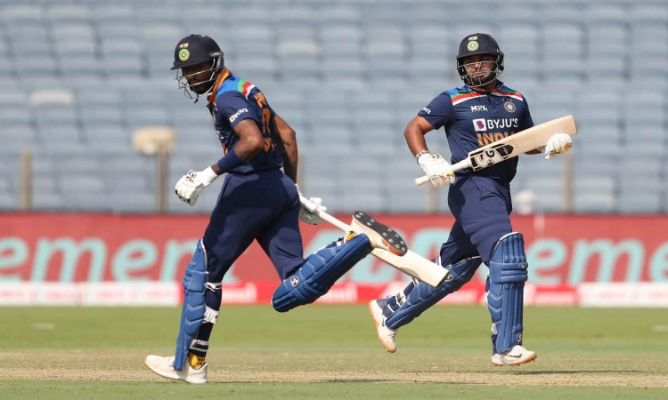 Cricket Image for 3rd ODI: Pant, Pandya Help India Score 329 In First Innings 
