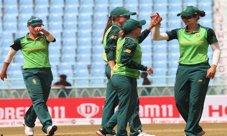 South Africa Bowling Became Trouble For Indian Women'S Team, Guest Got Target Of Just 131 Runs