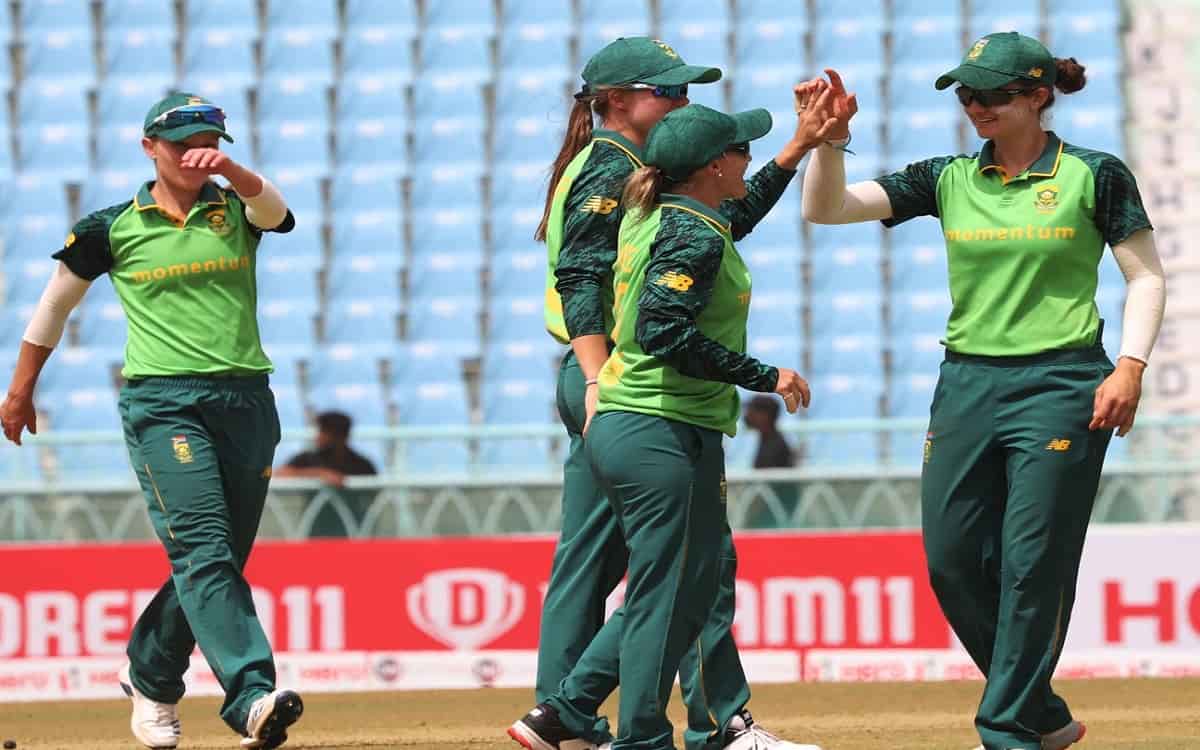 IND vs SA: साउथ अफ्रीका की गेंदबाजी बनी भारतीय महिला टीम की मुसीबत South Africa Bowling Became Trouble For Indian Women'S Team, Guest Got Target Of Just 131 Runs
