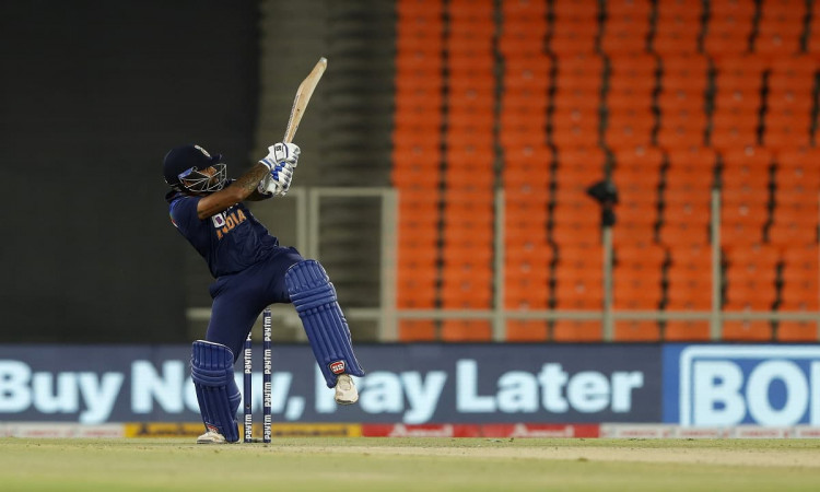Cricket Image for Video: Suryakumar Yadav Announces Himself At International Cricket With A Six Off 