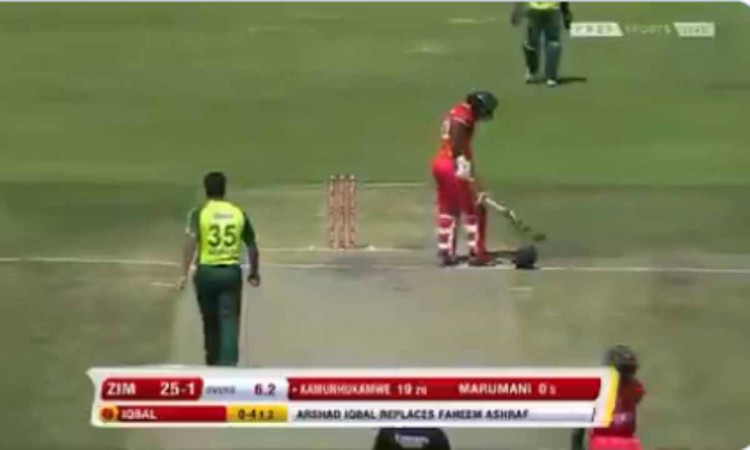 Cricket Image for VIDEO : 20 साल के पाकिस्तानी गेंदबाज़ ने बरपाया कहर, तेज़ बाउंसर से हेल्मेट के किए