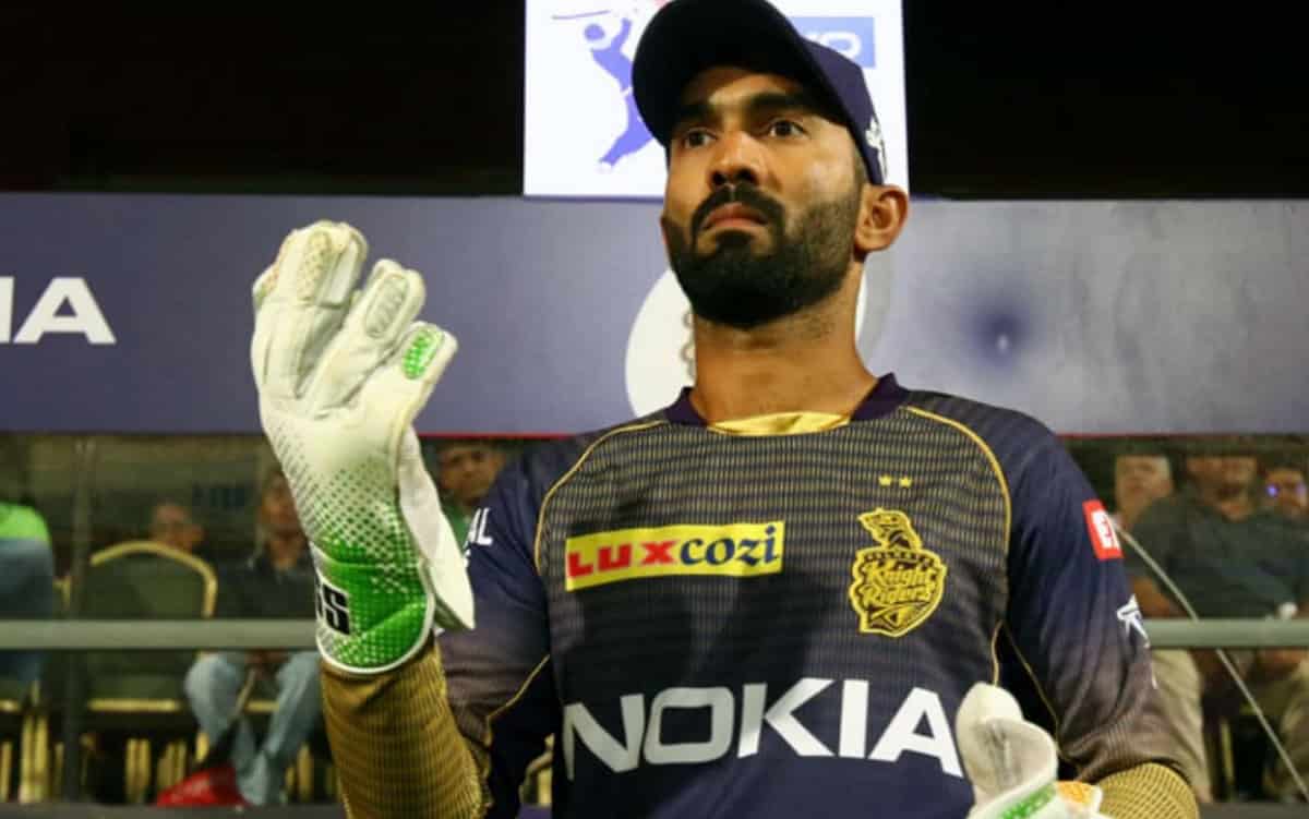 Dinesh Karthik playing his 200th IPL match Dinesh Karthik playing his 200th IPL match