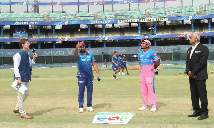 Cricket Image for MI vs RR: मुंबई इंडियंस ने राजस्थान रॉयल्स के खिलाफ टॉस जीतकर चुनी गेंदबाजी, देखें