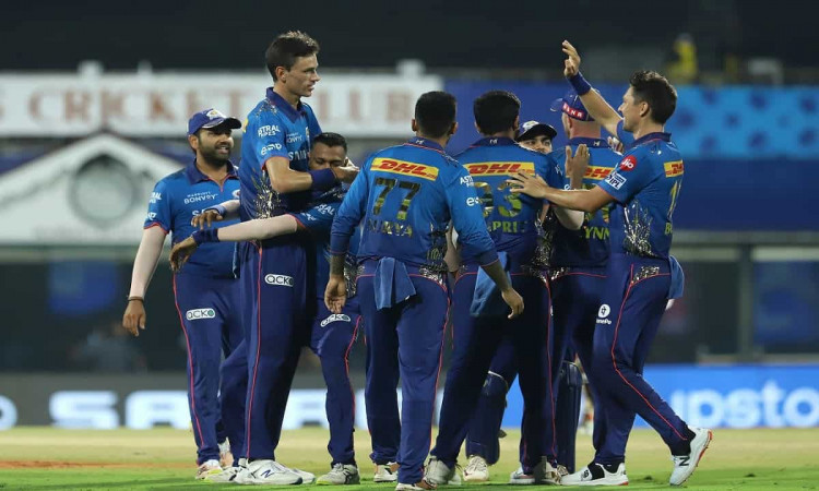 Cricket Image for IPL 2021: कोलकाता नाइट राइडर्स पर भारी पड़ी मुंबई इंडियंस, बेहतरीन गेंदबाजी के दम 