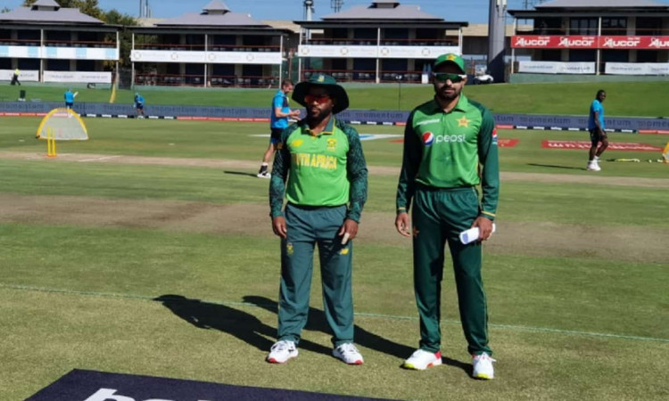 Pakistan won the toss and decided to chase in the first ODI against South Africa