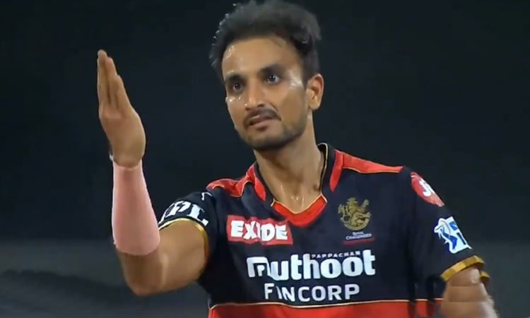 Cricket Image for Rcb Vs Rr Harshal Patel Loses His Cool After Gettin Riyan Parag Wicket