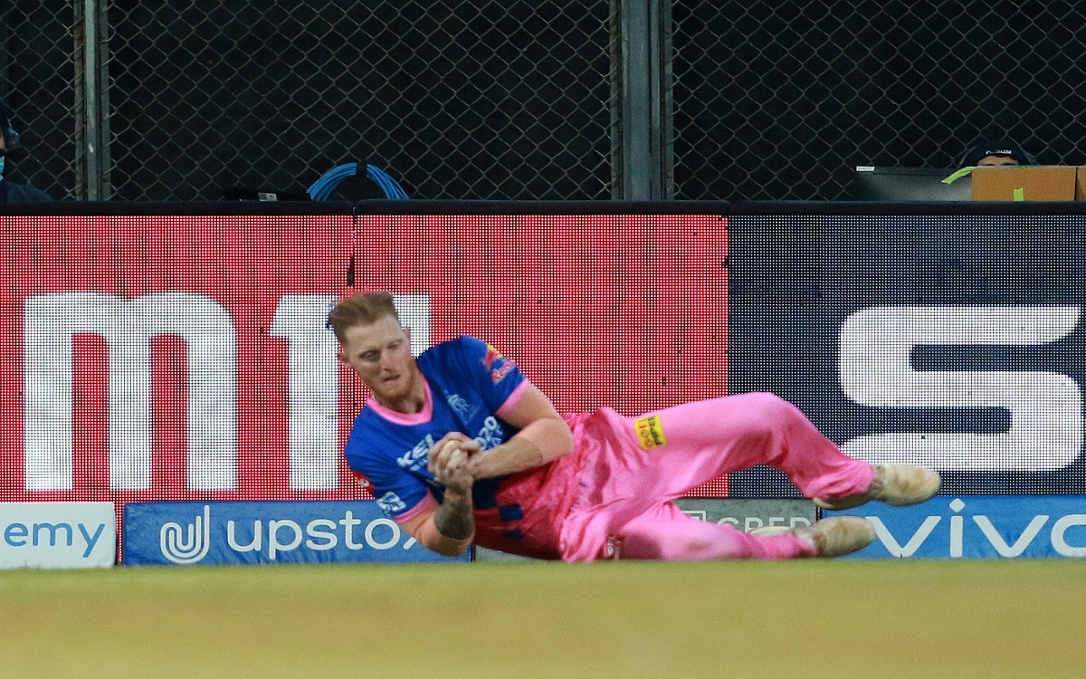 IPL 2021: चोट के कारण राजस्थान रॉयल्स के खेमे से अलग हुए बेन स्टोक्स, खिलाड़ी ने सर्जरी के लिए की इंग्लैंड वापसी Ben Stokes split from Rajasthan Royals camp due to injury in IPL 2021
