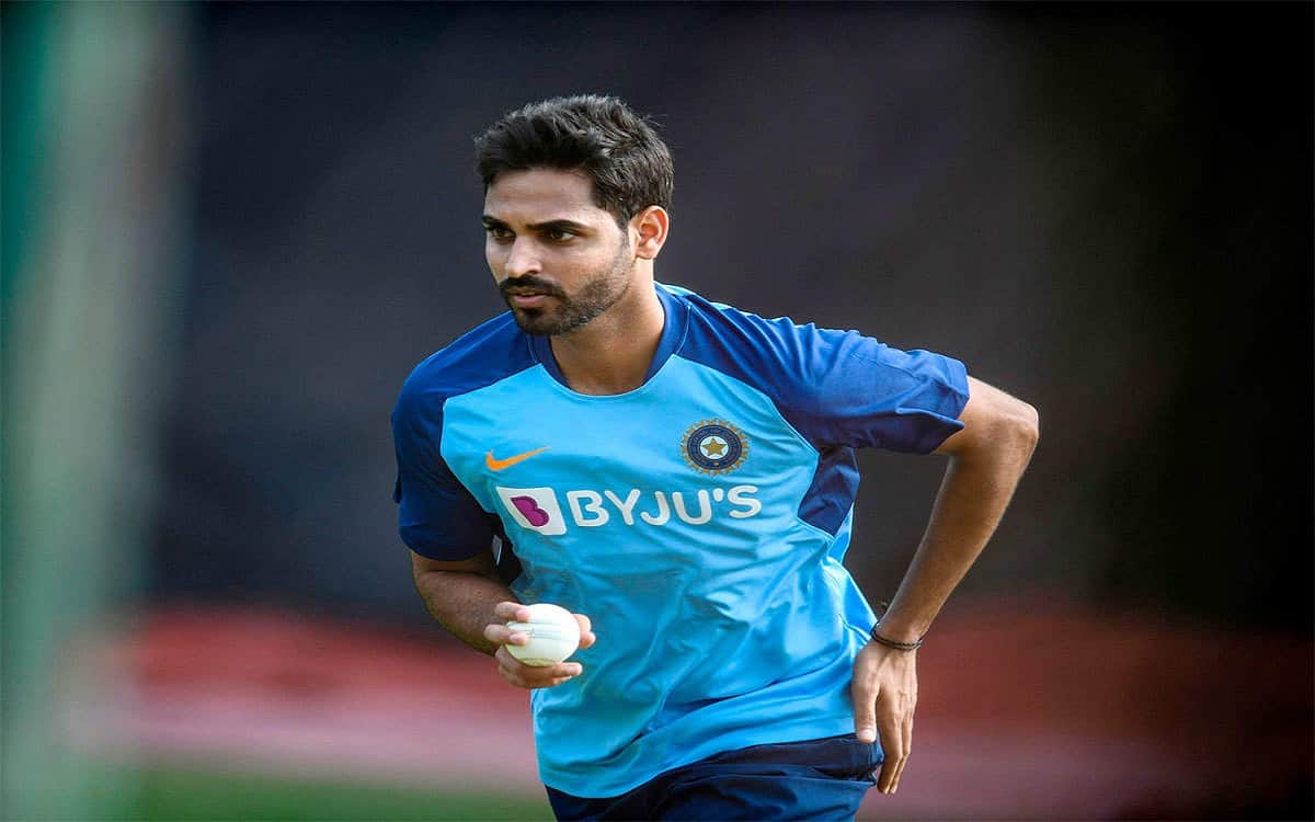 भारतीय महिला टीम की दो खिलाड़ियों के साथ भुवनेश्वर कुमार 'ICC प्लेयर ऑफ द मंथ' के लिए नामित Bhuvneshwar Kumar nominated for 'ICC Player of the Month' along with two players of Indian women's team