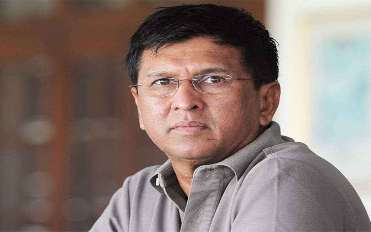 मुंबई इंडियंस के लिए आई बुरी खबर, टीम के विकेटकीपिंग एडवाइजर किरण मोरे कोरोना से संक्रमित Mumbai Indians, Team's wicketkeeping advisor Kiran More infected with Corona