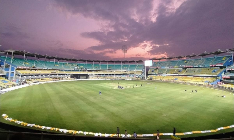 Cricket Image for Pandemic Casts Dark Shadows As India Prepares For IPL 2021