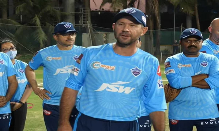 Cricket Image for Video: Ricky Ponting Gives An Inspiriting Speech To DC Squad Ahead Of IPL 2021